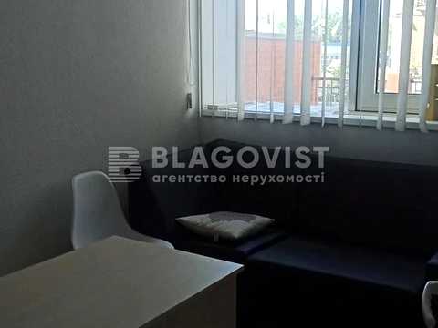 коммерческая по адресу Почайнинская ул., 70