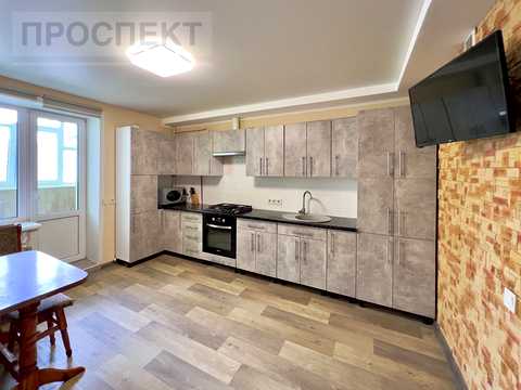 квартира за адресою Михайла Лушпи просп. (Космонавтів), 5