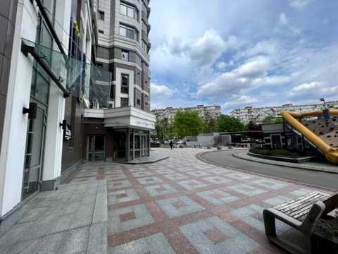 комерційна за адресою Євгена Коновальця вул. (Щорса), 34-А