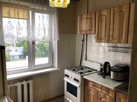 квартира за адресою Автозаводська вул., 41