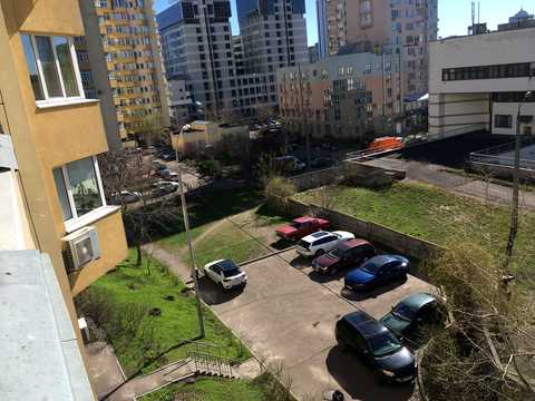 квартира за адресою Всеволода Нестайка вул. (Олександра Мильчакова), 8