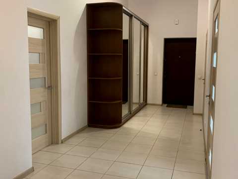 квартира по адресу Ревуцкого ул., 9