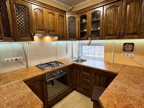 квартира по адресу Набережно-Луговая ул., 3