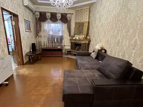 дом по адресу Освітянська ул. (Энгельса)