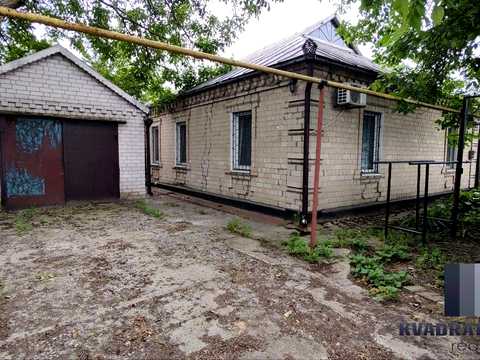 будинок за адресою Листопадна вул., 16