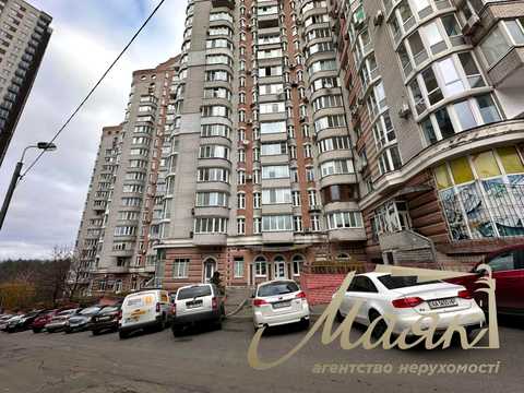 квартира за адресою Степана Руданського вул., 4-6