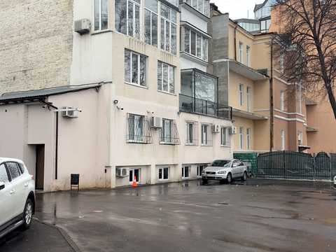 комерційна за адресою Велика Житомирська вул., 16