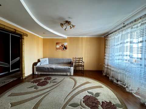квартира за адресою Надрічна вул., 221-А