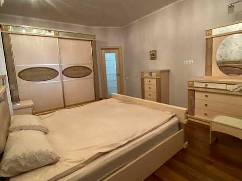 квартира по адресу Героев Майдана ул. (Театральная), 48