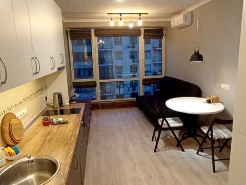 квартира за адресою Джерельна вул., 10