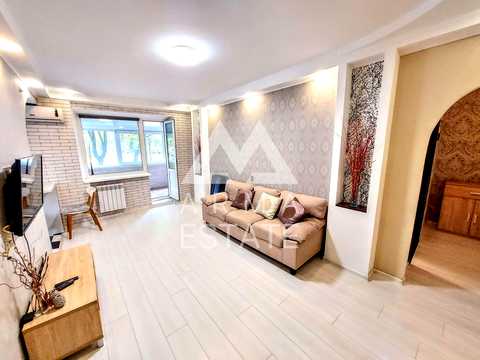 квартира за адресою Чорних Запорожців вул. (Петра Запорожця), 3