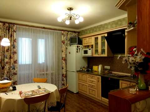 квартира по адресу Ревуцкого ул., 5