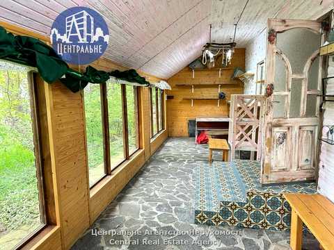 коммерческая по адресу Садова, 2А