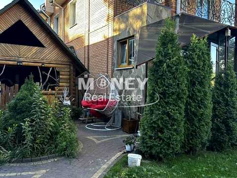 дом по адресу Хотянівка