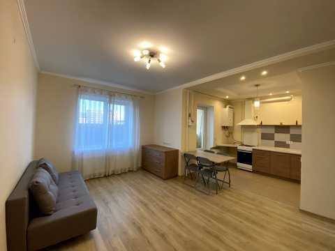 квартира за адресою Райдужна вул., 165