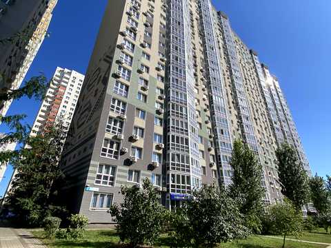 квартира за адресою Софії Русової вул., 7