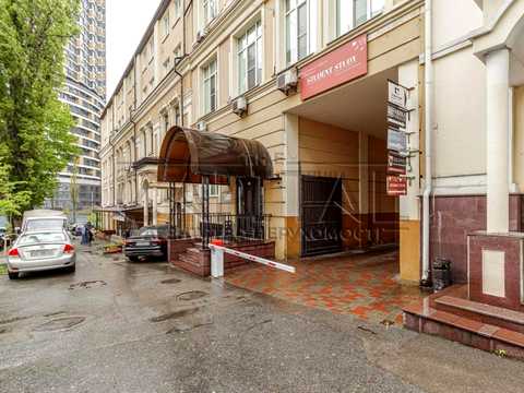 коммерческая по адресу Глубочицкая ул., 40