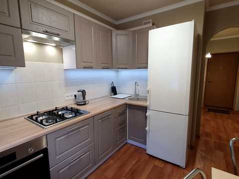 квартира за адресою Симиренка вул., 7-А