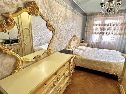 квартира за адресою Андрія Малишка вул., 19