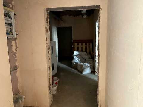 комерційна за адресою Машинобудівників вул., 31