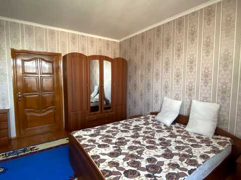 квартира за адресою Зарічна вул., 1