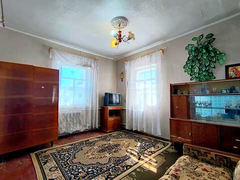 будинок за адресою Миру