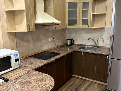 квартира за адресою Регенераторна вул., 4 к1-2
