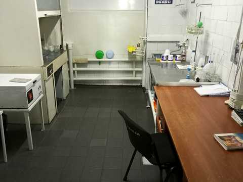 комерційна за адресою Новомосковская дорога, 1