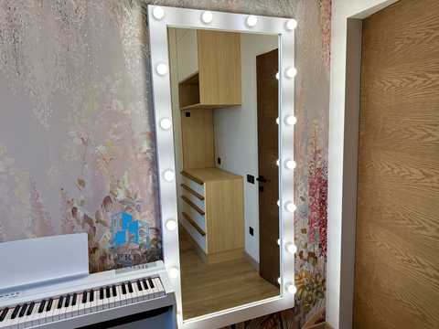 квартира по адресу Вице-адмирала Азарова ул. (Вице-адмирала Азарова), 8а