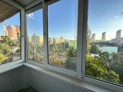 квартира за адресою Амвросія Бучми бульв., 6-Г
