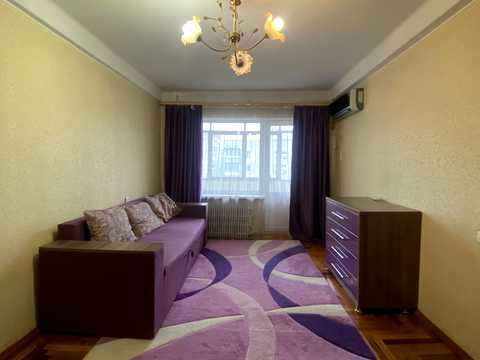 квартира за адресою Українська вул., 33