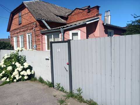 будинок за адресою Родини Линтварьових вул.