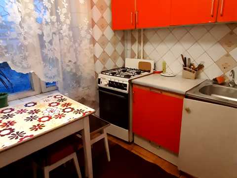квартира за адресою Райдужна вул., 13-В