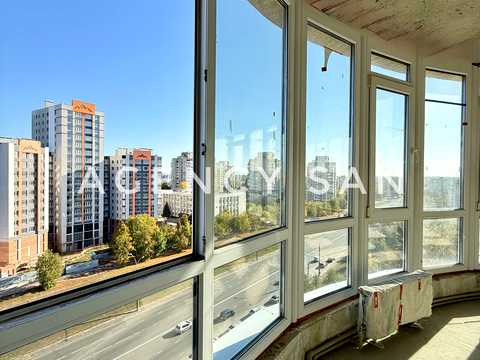 квартира за адресою Михайла Лушпи просп. (Космонавтів), (5 к28)