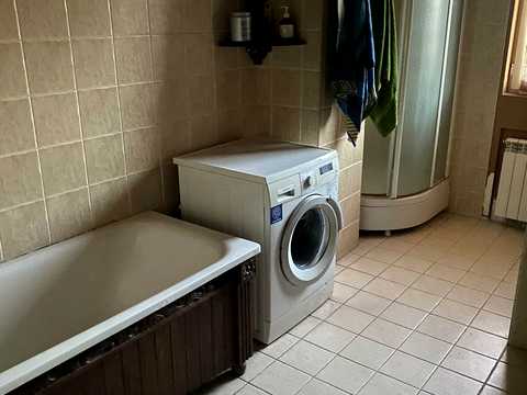 квартира за адресою Утьосова вул., 14