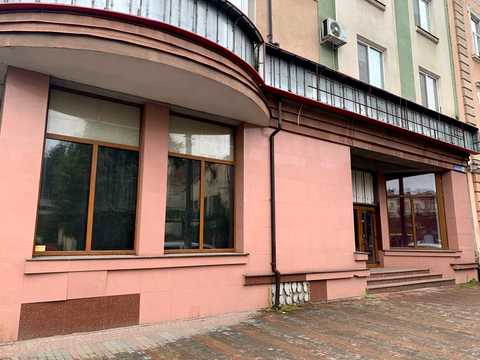 комерційна за адресою Кардинала Любомира Гузара вул., 15