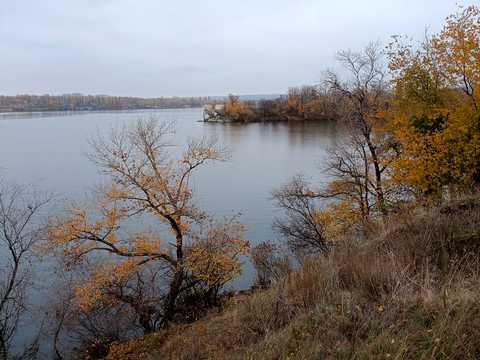 участок по адресу Зарічна