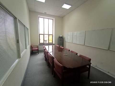 коммерческая по адресу Довженко ул., 4