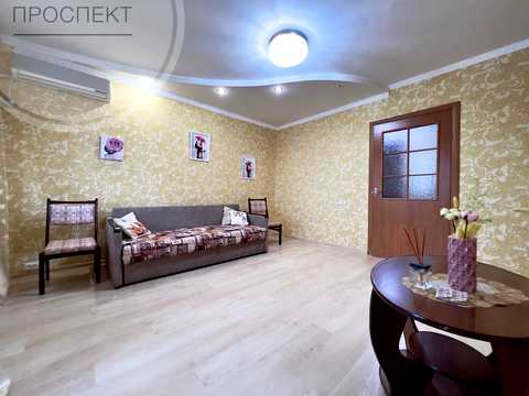 квартира за адресою Михайла Лушпи просп. (Космонавтів), 40