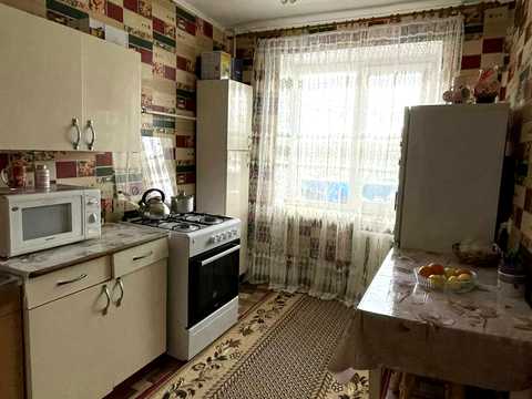 квартира за адресою Андрія Первозванного, 26