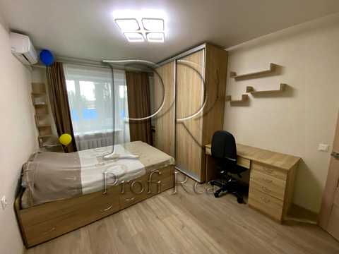 квартира за адресою Ялтинська вул., 14