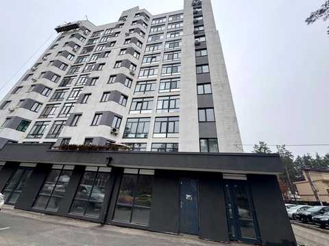 комерційна за адресою Мисливська вул., 24