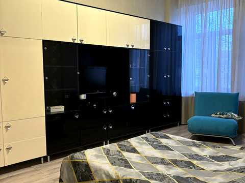 квартира за адресою Базарна вул., 80