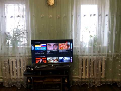будинок за адресою Набережна Під Скелями вул.