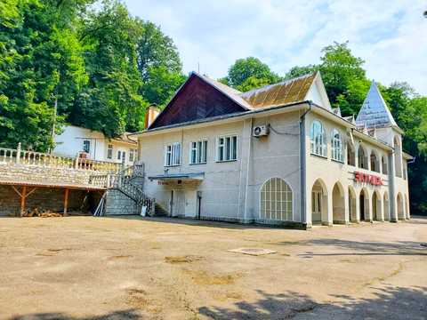 комерційна за адресою Шевченко, 1