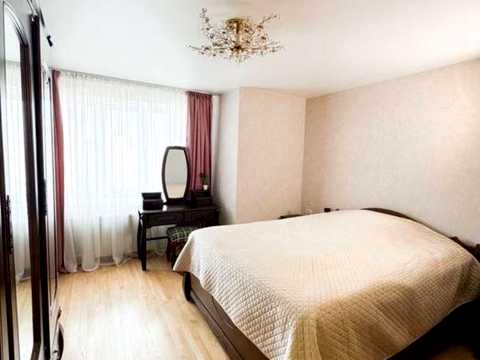 квартира за адресою Прирічна вул., 5