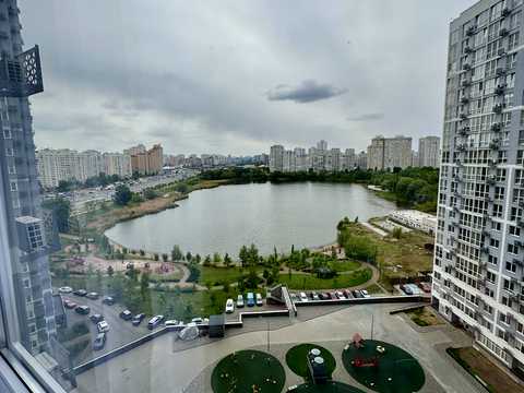 квартира за адресою Ревуцького вул., 40-В