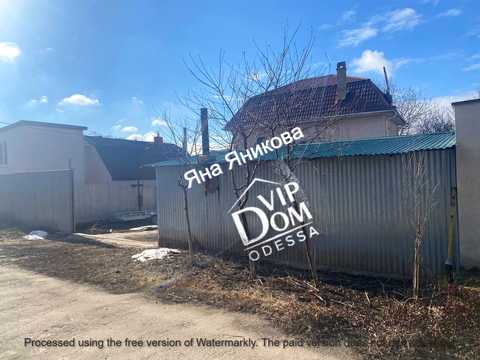 будинок за адресою Небесної Сотні просп. (Маршала Жукова)