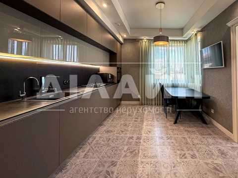 дом по адресу Бородинская ул., 657