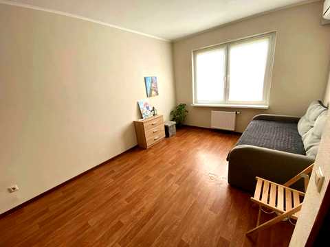 квартира за адресою Софії Русової вул., 7